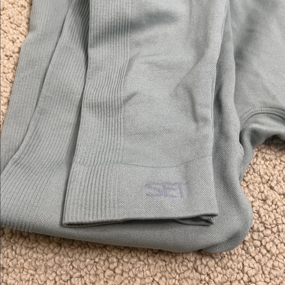 Set Active One Shoulder Set (Top and Leggings) Sz S - Picture 7 of 7